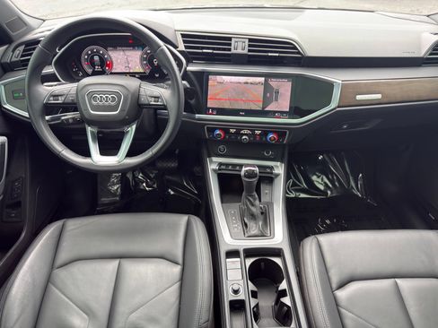 Used 2022 Audi Q3 2.0T Premium Plus w/ Premium Plus Package AWD/4WD image 25