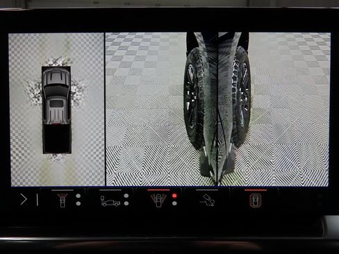 Used 2025 Chevrolet Silverado 1500 High Country w/ Midnight Edition image 19