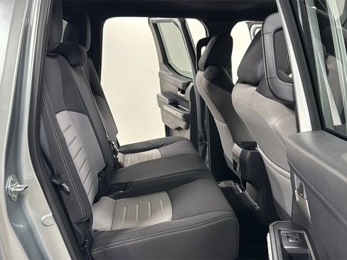 Used 2025 Toyota Tacoma TRD Sport image 17