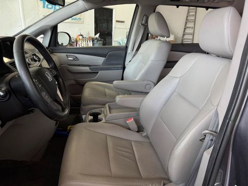Used 2016 Honda Odyssey EX-L image 8