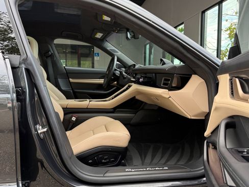 Used 2020 Porsche Taycan Turbo S image 64