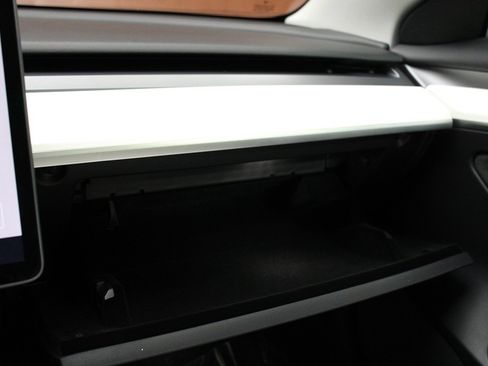 Used 2022 Tesla Model 3 Long Range image 32