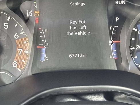 Used 2023 Jeep Compass Limited AWD/4WD image 32