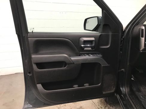 Used 2018 Chevrolet Silverado 1500 LT w/ All Star Edition image 9