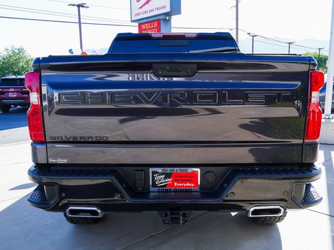 Used 2022 Chevrolet Silverado 1500 LT Trail Boss w/ LT Trail Boss Premium Package AWD/4WD image 7