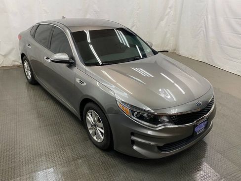 Used 2016 Kia Optima LX image 2
