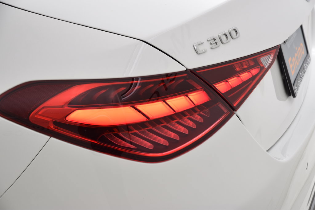 Used 2024 Mercedes-Benz C 300 Sedan image 13
