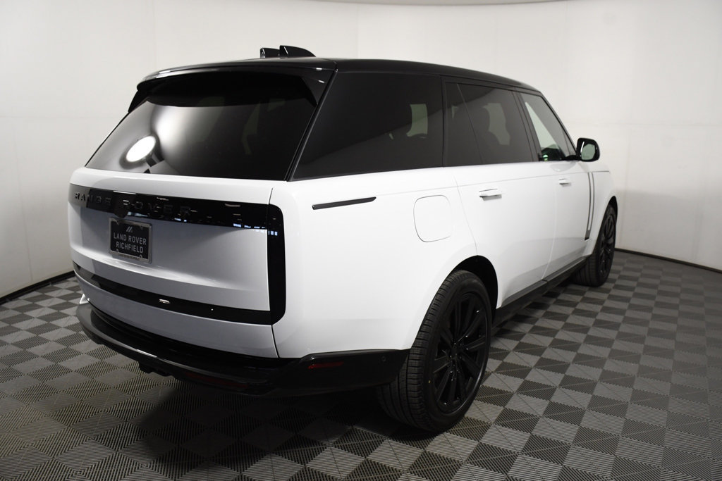 New 2026 Land Rover Range Rover Long Wheelbase SE AWD/4WD image 6