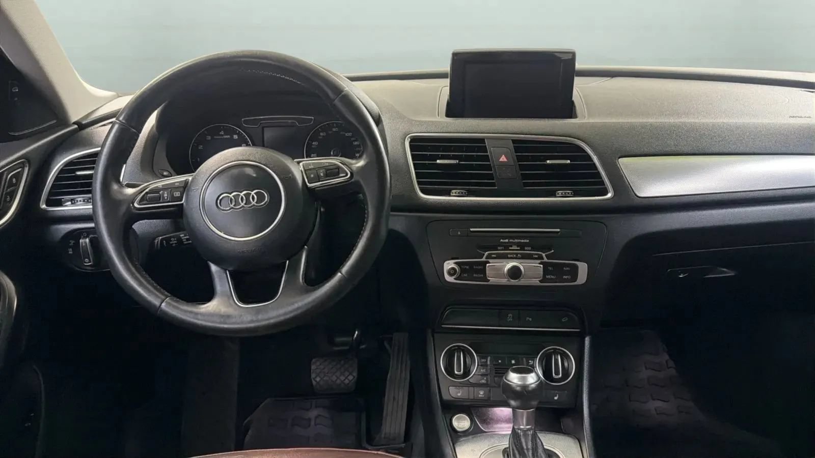 Used 2016 Audi Q3 2.0T Premium Plus w/ Technology Package FWD image 10