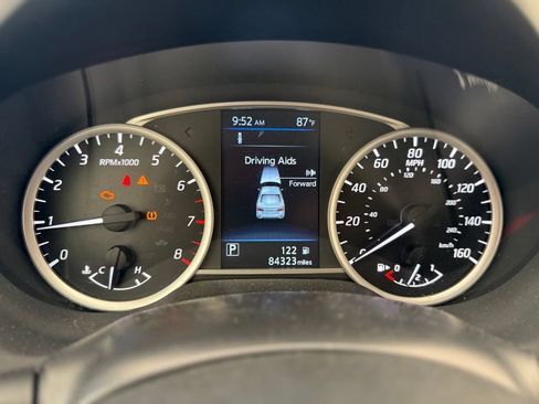 Used 2019 Nissan Sentra SV FWD image 22