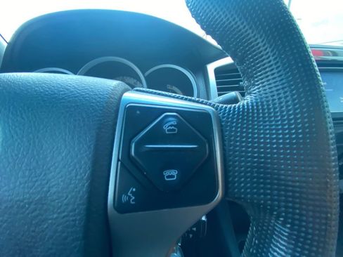 Used 2014 Toyota Tacoma 4x4 Double Cab w/ TRD Sport Package image 20