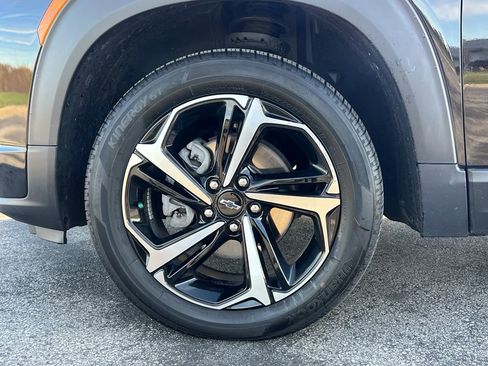 Used 2023 Chevrolet TrailBlazer RS w/ Convenience Package image 9