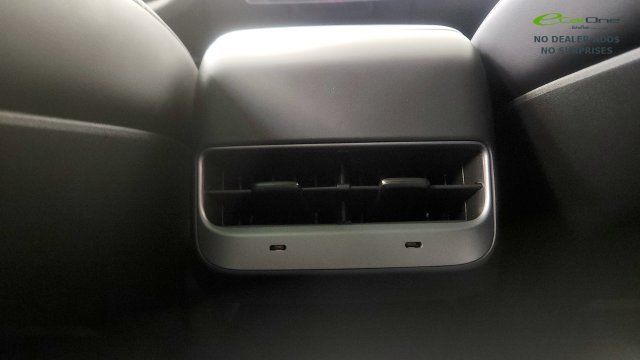 Used 2025 Tesla Model Y Long Range RWD image 52