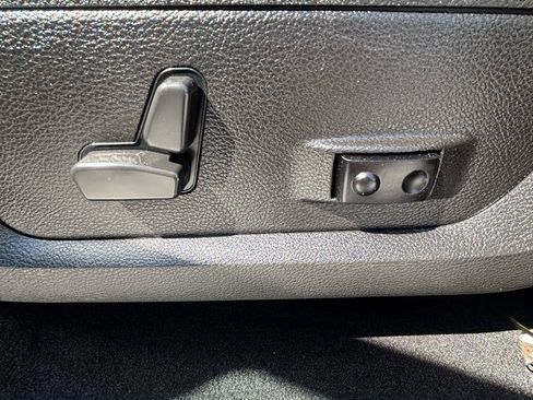 Used 2022 RAM 1500 Warlock w/ Ceramic Grey Warlock Package AWD/4WD image 12