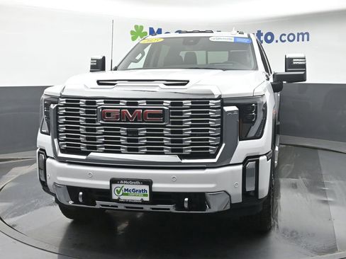 Used 2025 GMC Sierra 2500 Denali w/ Technology Package image 5