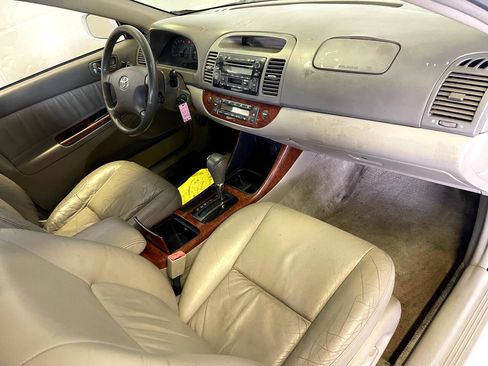 Used 2003 Toyota Camry XLE image 13
