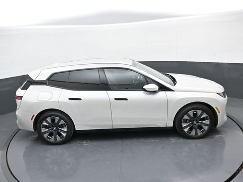 New 2026 BMW iX xDrive45 AWD/4WD image 29