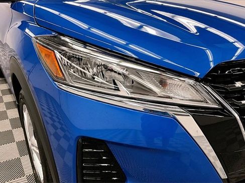 New 2025 Nissan Kicks Play S image 13