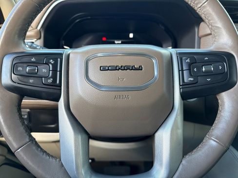 Used 2022 GMC Yukon Denali image 27