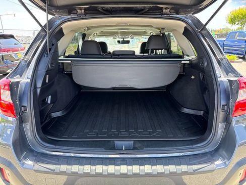 Used 2019 Subaru Outback 2.5i Limited AWD/4WD image 13