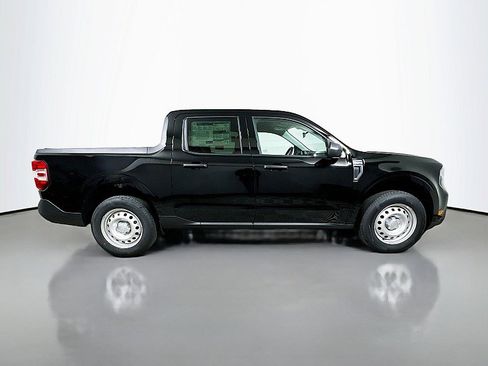 New 2026 Ford Maverick XL w/ Equipment Group 101A AWD/4WD image 8