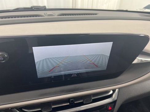 Used 2024 Buick Envista Avenir image 19