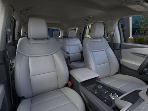 New 2026 Ford Explorer Active w/ Active Comfort Package image 10
