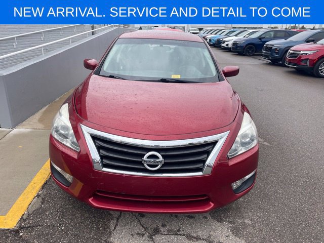 Used 2014 Nissan Altima 2.5 S w/ Display Audio Package FWD image 8