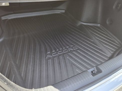 Used 2023 Honda Accord EX image 13
