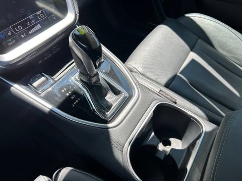 Certified 2023 Subaru Outback Touring AWD/4WD image 26