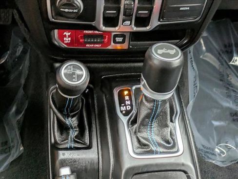 Used 2021 Jeep Wrangler Unlimited Rubicon 4xe w/ Safety Group image 12