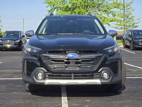Used 2025 Subaru Outback Touring XT AWD/4WD image 12