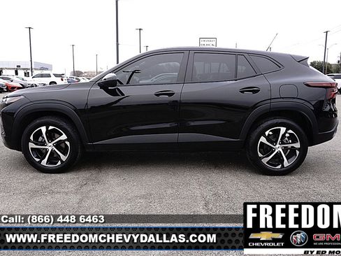 Used 2026 Chevrolet Trax RS w/ Driver Confidence Package image 4