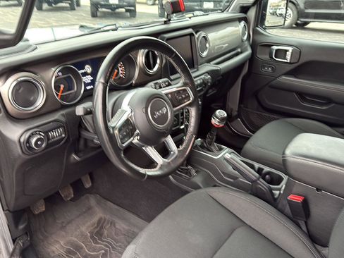 Used 2021 Jeep Wrangler Unlimited Sahara image 20