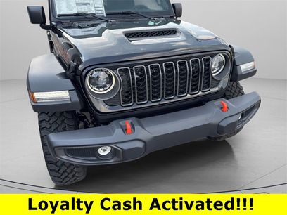 New 2025 Jeep Gladiator Mojave w/ Convenience Group