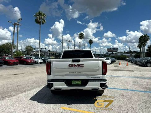 Used 2019 GMC Sierra 1500 Denali w/ Denali Ultimate Package AWD/4WD image 3