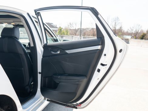 Used 2019 Honda Civic EX-L image 41