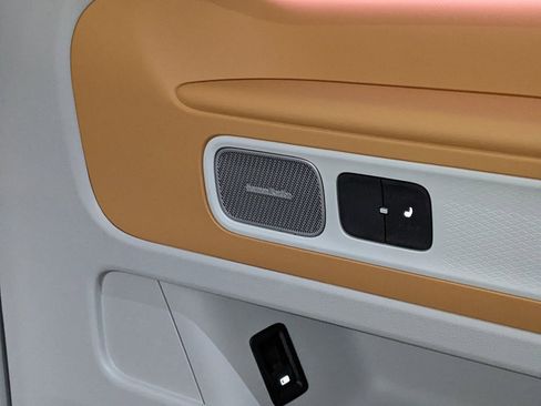 New 2025 Volkswagen ID. Buzz 1st Edition image 24