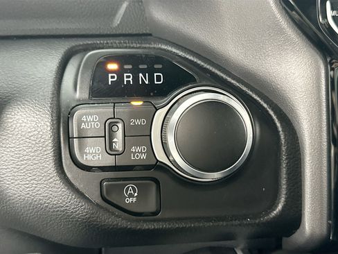 Used 2023 RAM 1500 Big Horn AWD/4WD image 17