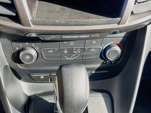 Used 2023 Ford Transit Connect XL FWD image 15