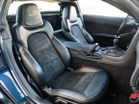 Used 2013 Chevrolet Corvette ZR1 w/ 3ZR Preferred Equipment Group RWD image 86