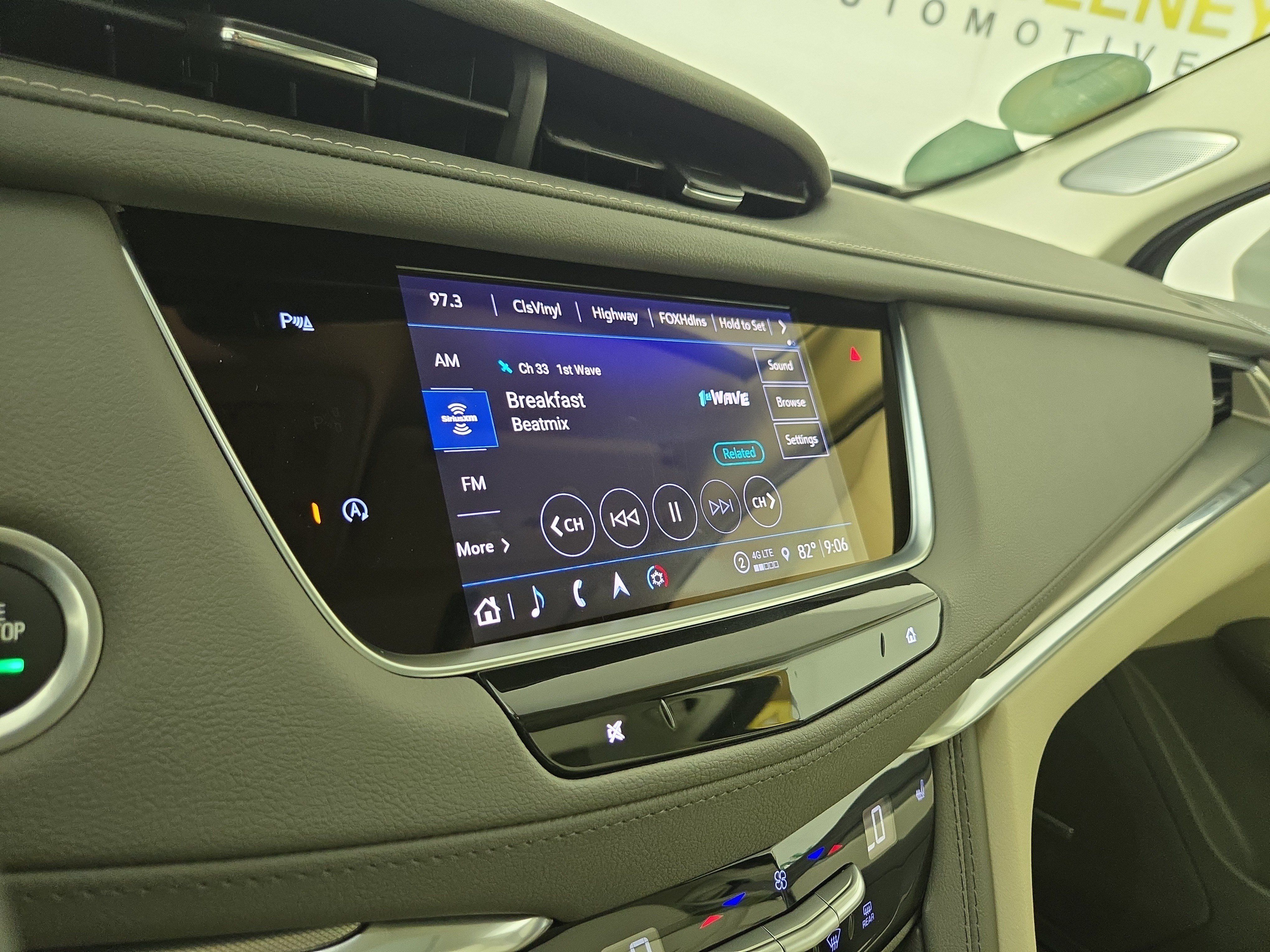 Used 2024 Cadillac XT5 Premium Luxury AWD/4WD image 19
