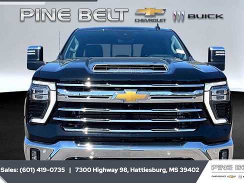 New 2026 Chevrolet Silverado 3500 LTZ w/ LTZ Convenience Package AWD/4WD image 3