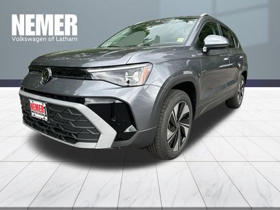 New 2026 Volkswagen Taos SE