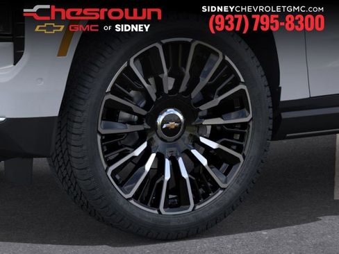 New 2026 Chevrolet Suburban High Country AWD/4WD image 9