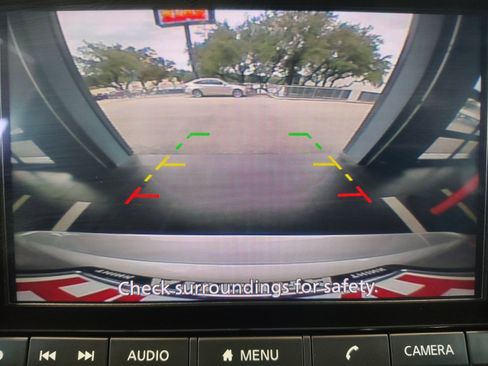 Used 2024 Nissan Rogue S FWD image 6