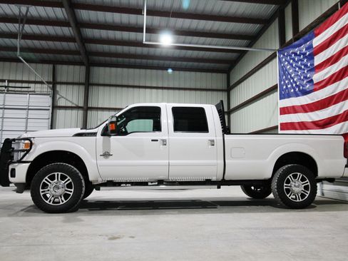 Used 2015 Ford F350 Platinum AWD/4WD image 5