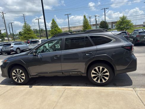 Used 2024 Subaru Outback Limited XT w/ Popular Package #2 AWD/4WD image 6
