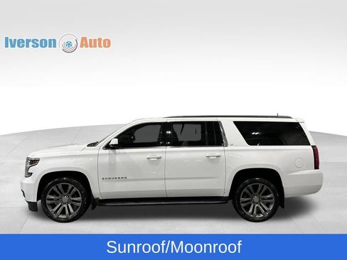 Used 2018 Chevrolet Suburban LT image 6
