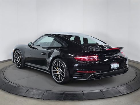 Used 2019 Porsche 911 Turbo S image 3